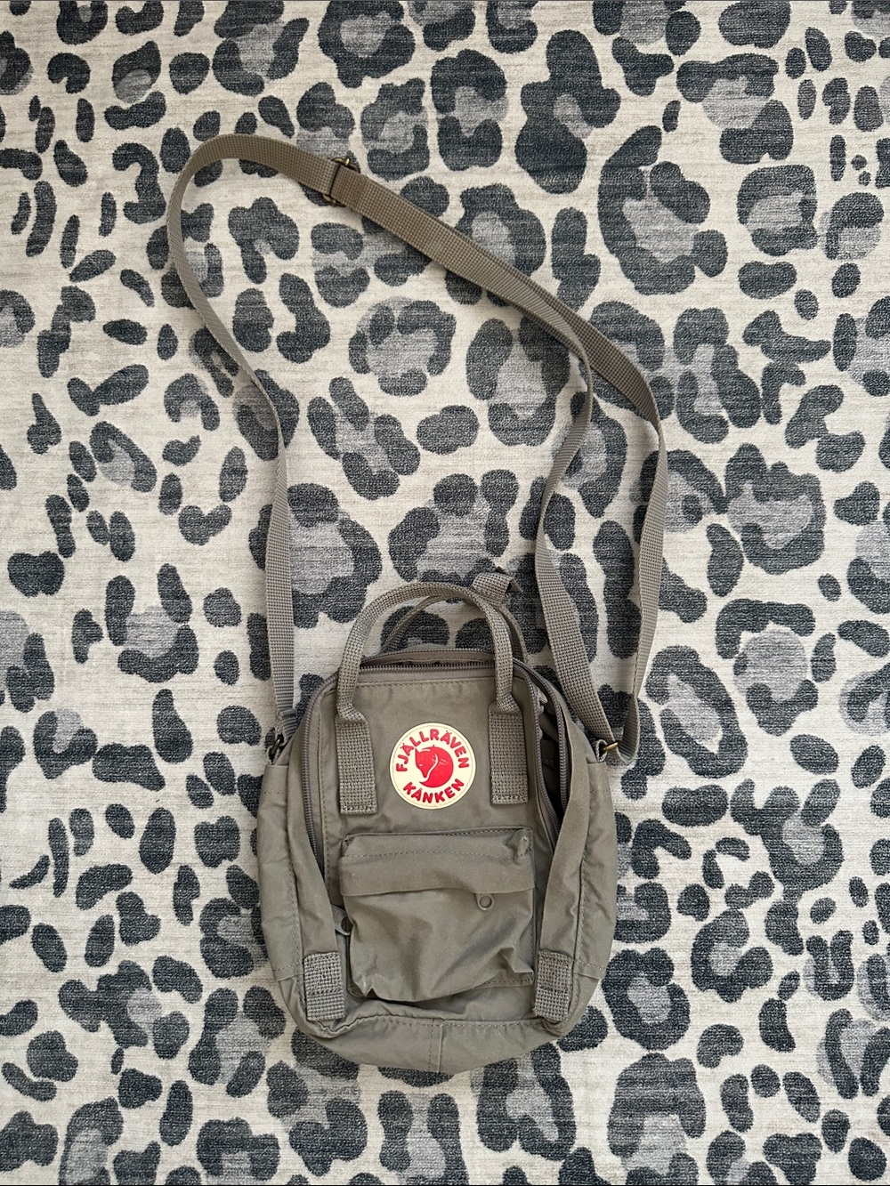 Kånken Mini Crossbody Sling